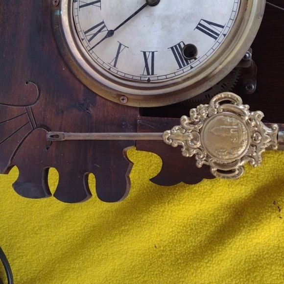 Antique October Moon CHERRY Wood Wall Clock with Gold  Pendulum & Accents - Picture 4 of 5